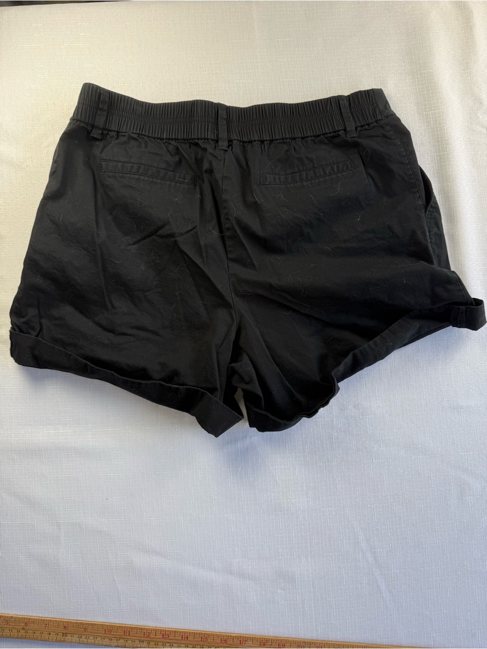 A New Day Women's Pleated Cuffed Black Elastic Wast Size XL 4" Inseam - Picture 6 of 6